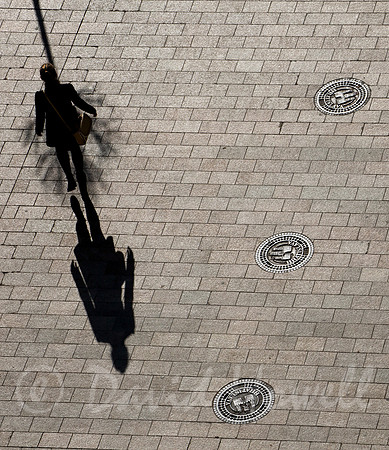 ©Howell_Slovakia_Bratislava_girl_tree_shadow2