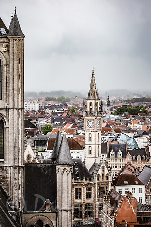 ©Howell_Ghent_Rainy_Skyline