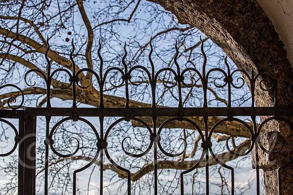 ©Howell_Salzburg_Nonnberg_gate